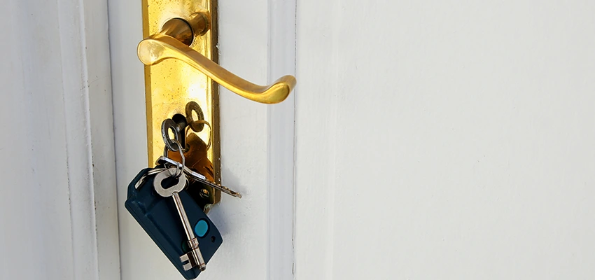 Broken Door Key Extraction in San Bernardino, CA